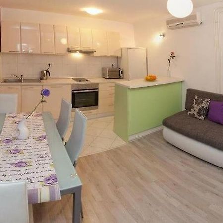 Karla Appartement Split Buitenkant foto