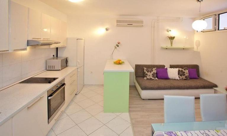 Karla Appartement Split Buitenkant foto